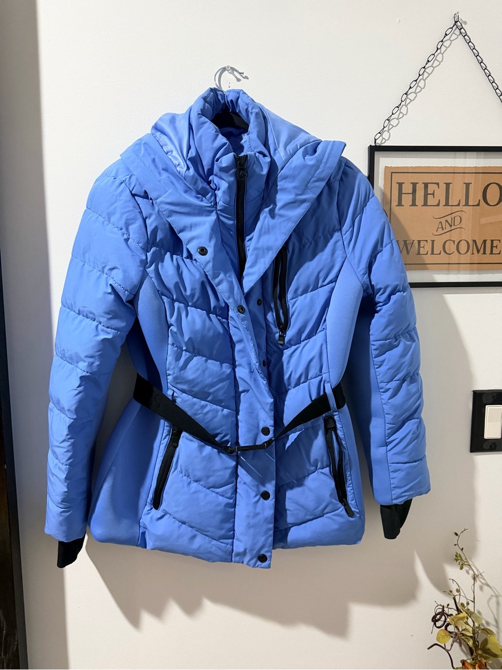 MK Women Blue Puffer Michael kors with Belt